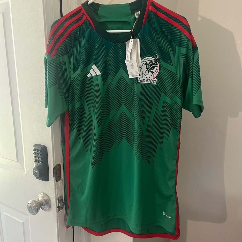 New Adidas Mexico soccer men’s jersey